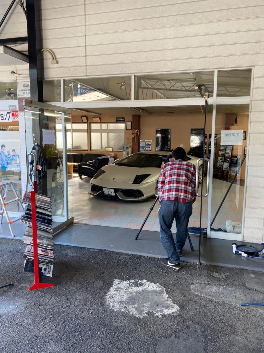 シューリーズ広島 田方店 村田自動車工業株式会社 板金塗装のことなら当社へお任せください